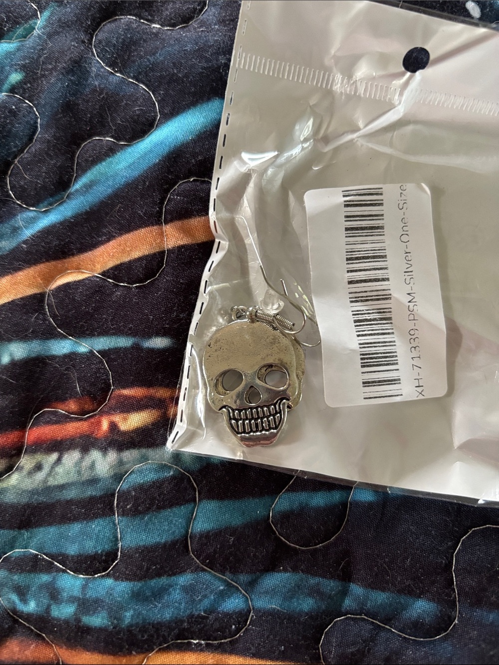 Silver Skull Drop Earrings — Gothic Silver Tone Dangle